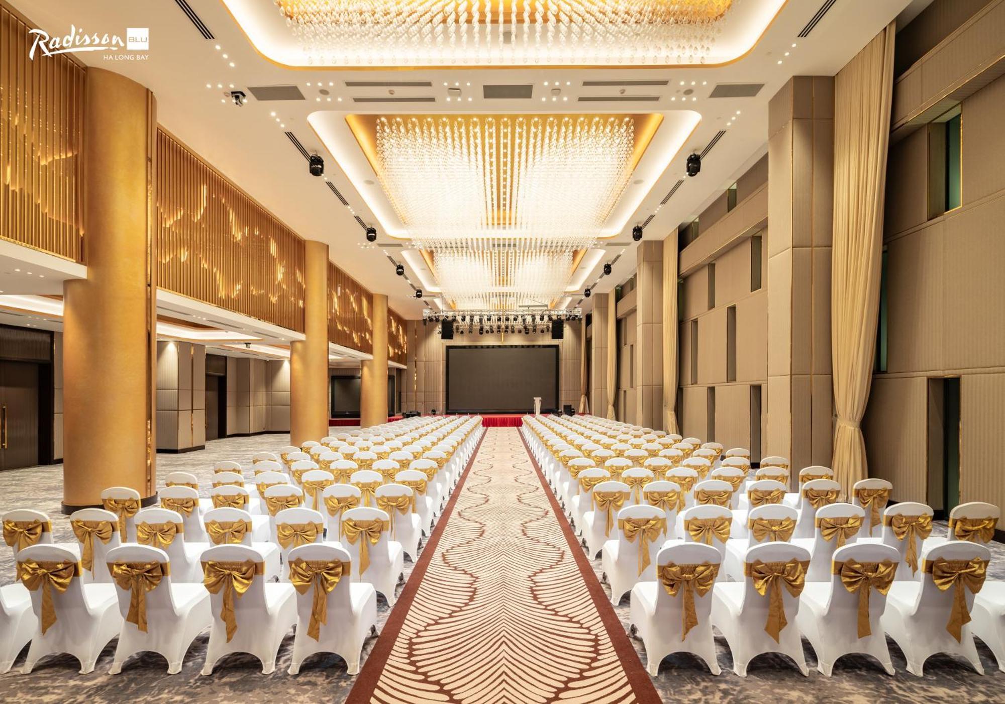Radisson Blu Ha Long Bay Otel Dış mekan fotoğraf